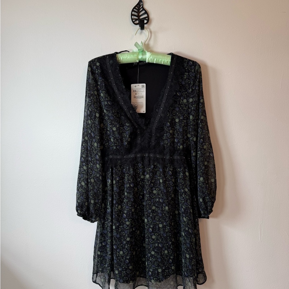 Zara‎ Babydoll Elegant Black Floral Dress - Picture 2 of 4